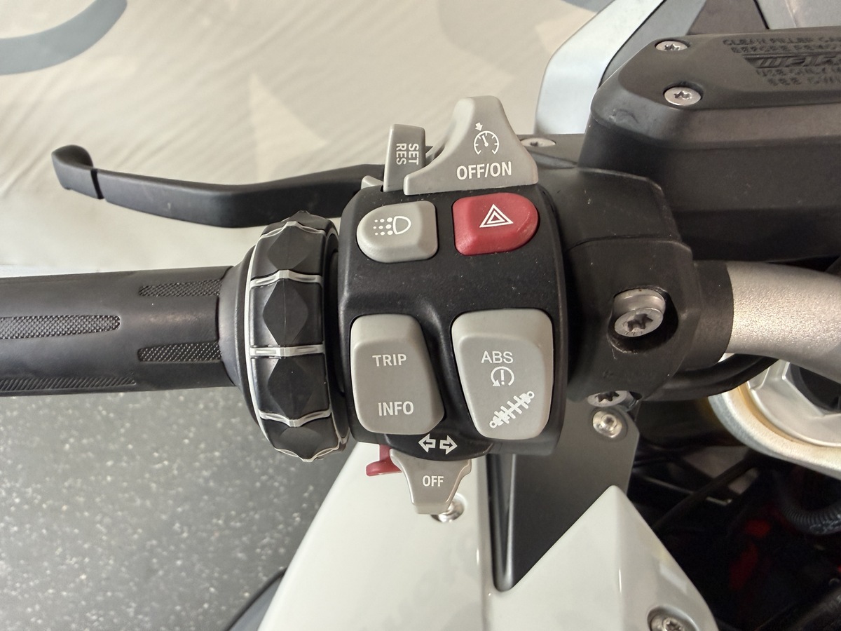 BMW R1200RS 3xPaket, sehr gepflegt BMW R1200RS 3xPaket, sehr gepflegt