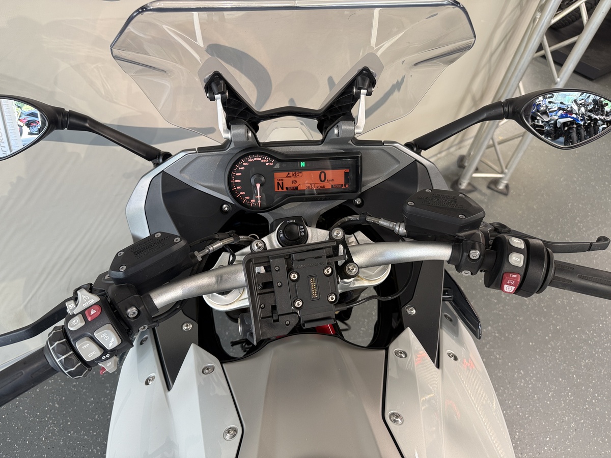 BMW R1200RS 3xPaket, sehr gepflegt BMW R1200RS 3xPaket, sehr gepflegt