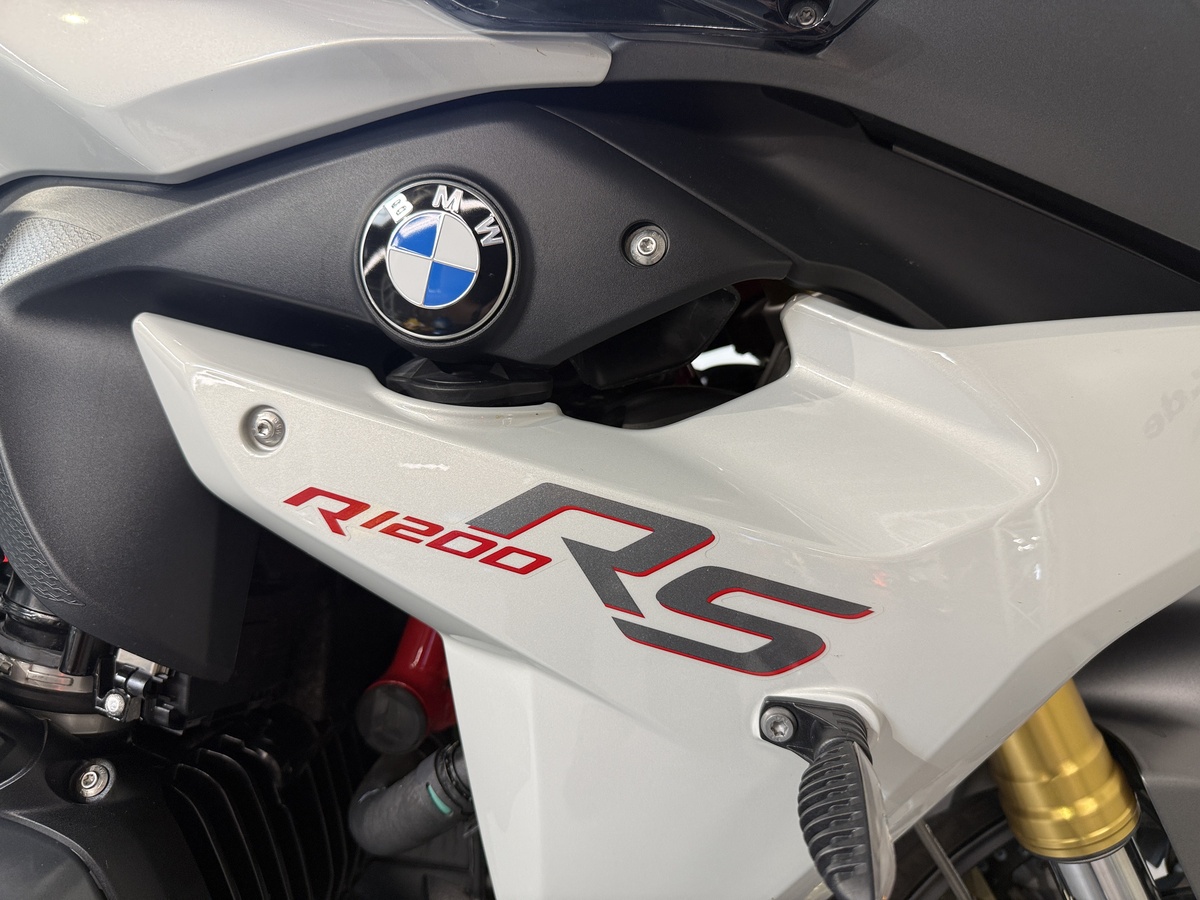 BMW R1200RS 3xPaket, sehr gepflegt BMW R1200RS 3xPaket, sehr gepflegt