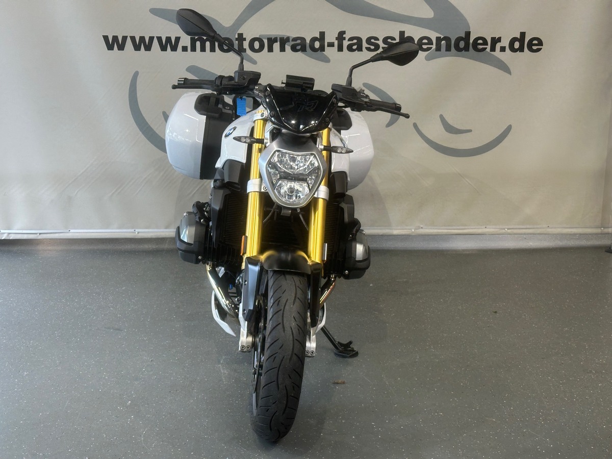 BMW R 1200 R Sehr attraktive R1200R BMW R 1200 R Sehr attraktive R1200R