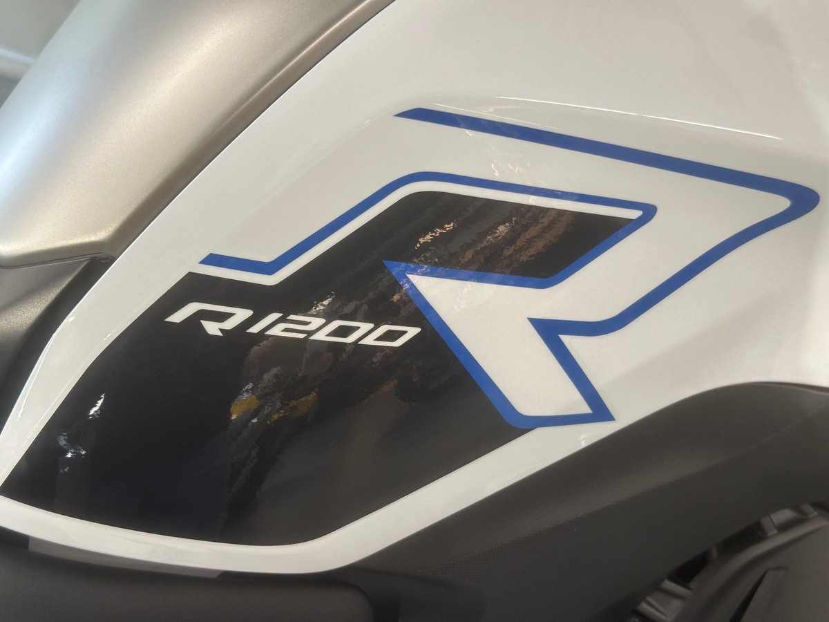 BMW R 1200 R Sehr attraktive R1200R BMW R 1200 R Sehr attraktive R1200R