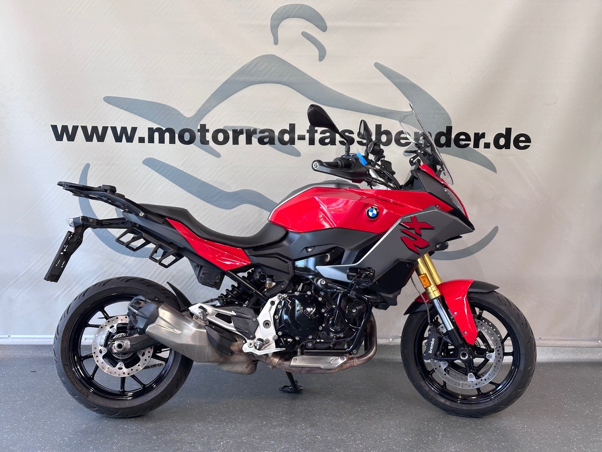BMW F 900 XR Komplett ausgestattet BMW F 900 XR Komplett ausgestattet