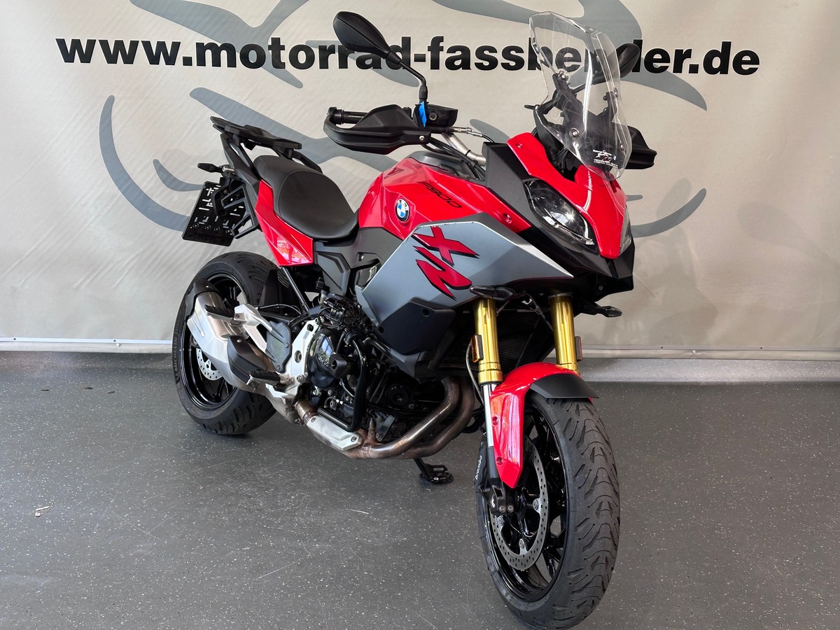 BMW F 900 XR Komplett ausgestattet BMW F 900 XR Komplett ausgestattet