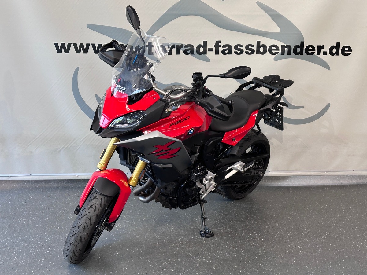 BMW F 900 XR Komplett ausgestattet BMW F 900 XR Komplett ausgestattet