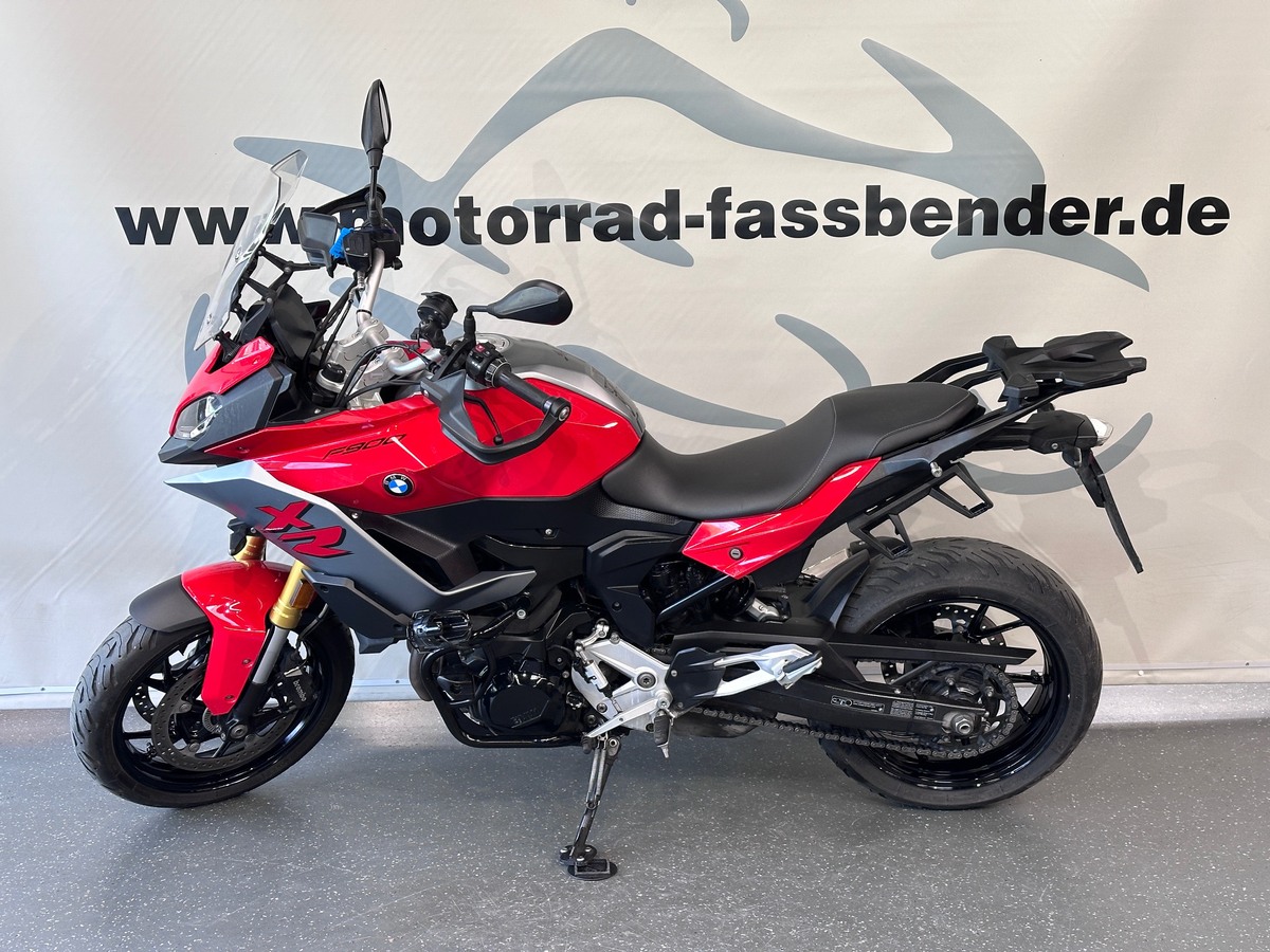 BMW F 900 XR Komplett ausgestattet BMW F 900 XR Komplett ausgestattet