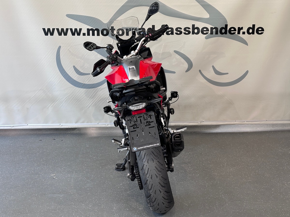 BMW F 900 XR Komplett ausgestattet BMW F 900 XR Komplett ausgestattet