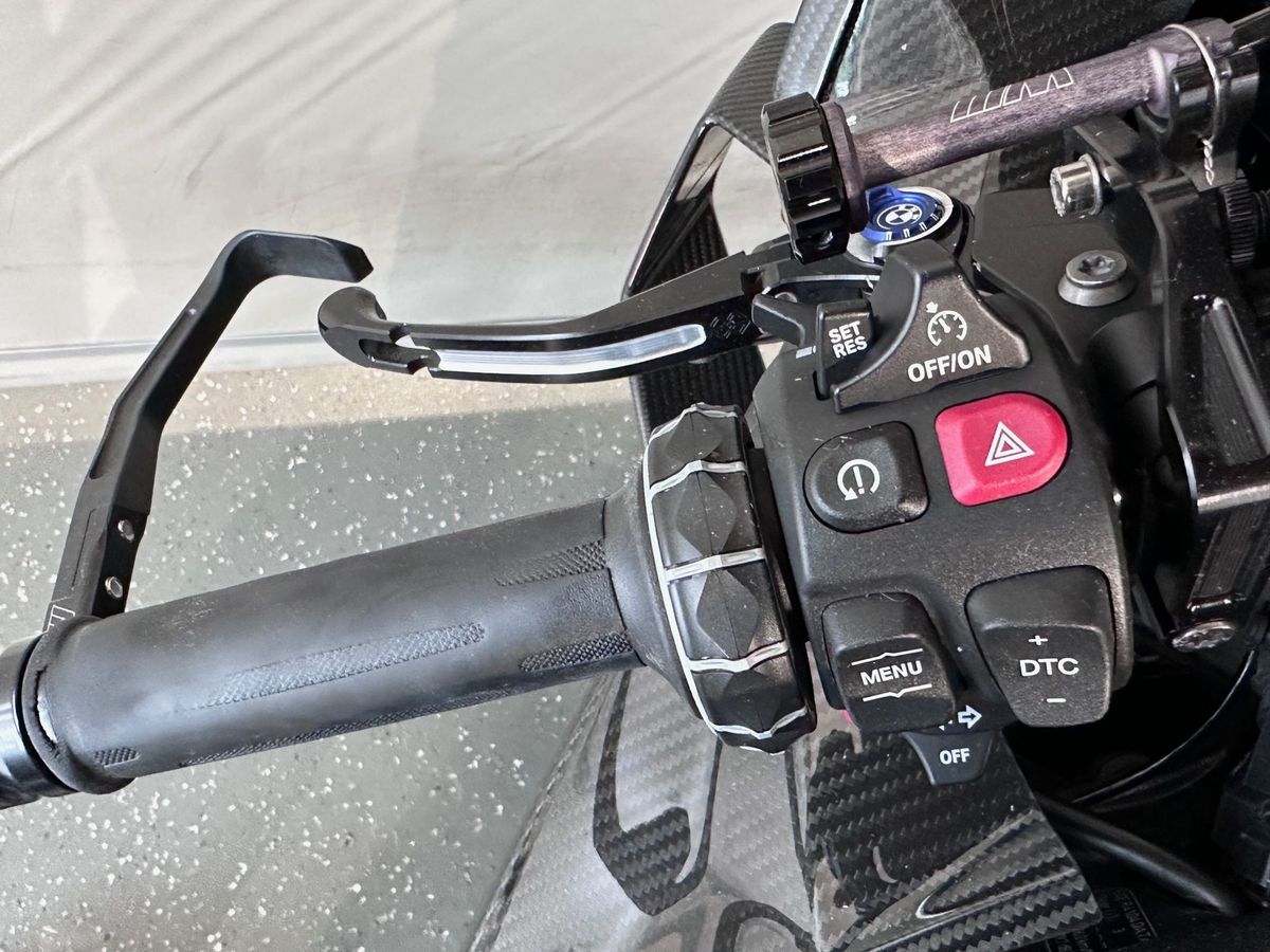 BMW S 1000 RR  Carbon Viel Zubehör!24M. Car Garantie BMW S 1000 RR  Carbon Viel Zubehör!24M. Car Garantie