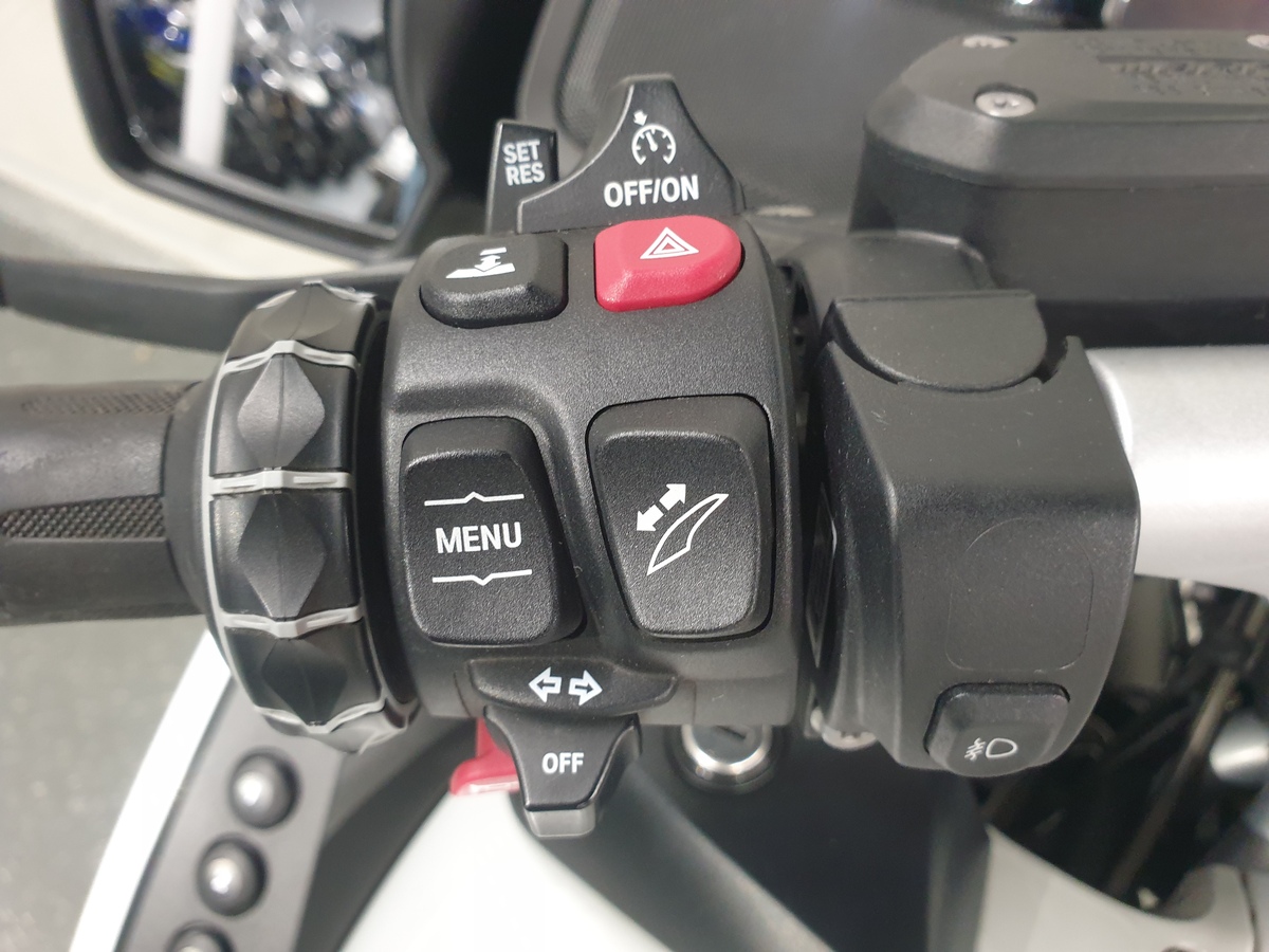 BMW R 1250 RT Option 719, mit Top Case BMW R 1250 RT Option 719, mit Top Case