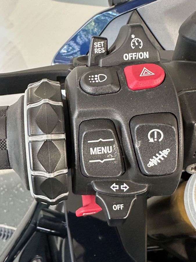 BMW R 1250 RS BMW R 1250 RS