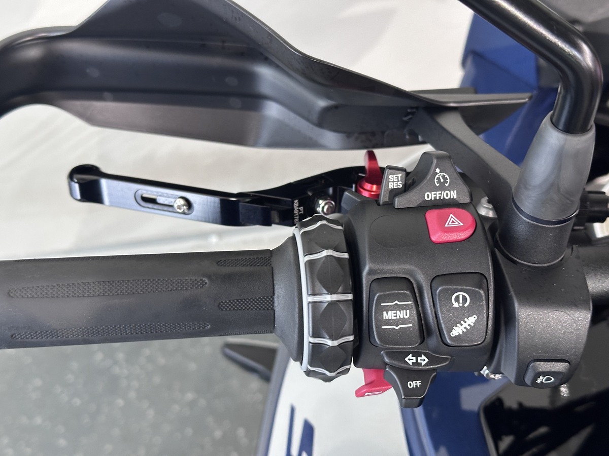 BMW S 1000 XR 3 x Pakete, Zus.Scheinw., viel Zub. BMW S 1000 XR 3 x Pakete, Zus.Scheinw., viel Zub.