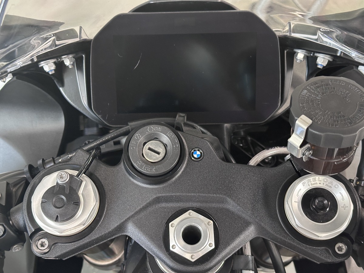 BMW S 1000 RR 4x Pakete, Service inkl. Akrapovice ES BMW S 1000 RR 4x Pakete, Service inkl. Akrapovice ES