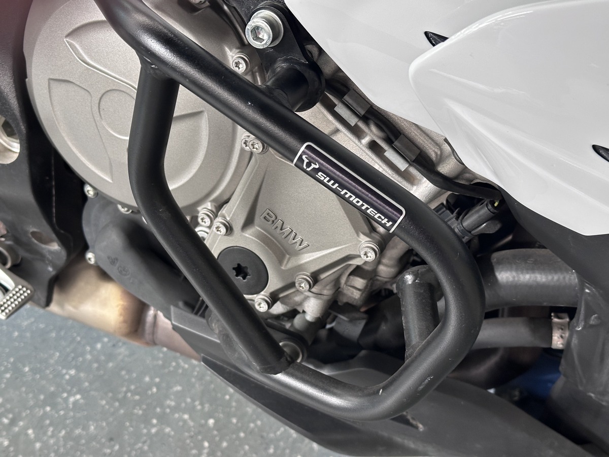 BMW S1000XR BMW S1000XR