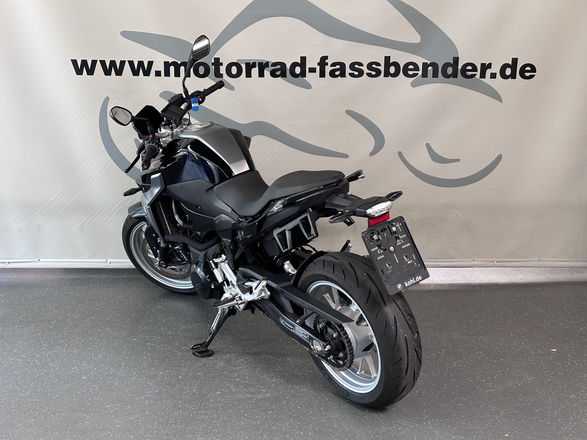 BMW F900R BMW F900R