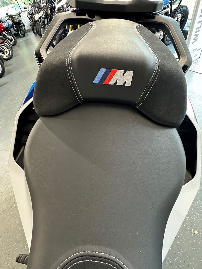 BMW S 1000 XR 2 Pakete, Schmiederäder, Z-Scheinw. BMW S 1000 XR 2 Pakete, Schmiederäder, Z-Scheinw.