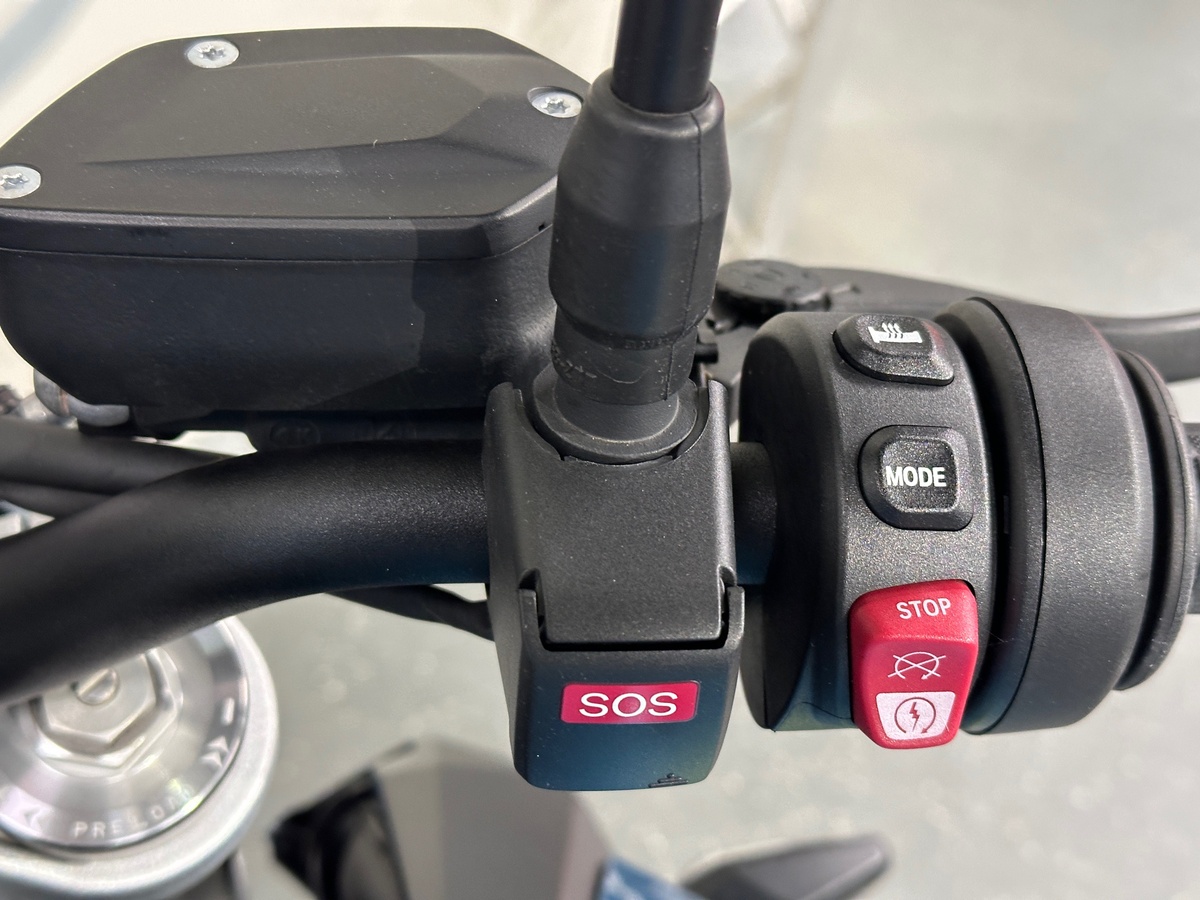 BMW F 900 R A2 Wahlweise 35 kW bzw. 70 kW BMW F 900 R A2 Wahlweise 35 kW bzw. 70 kW