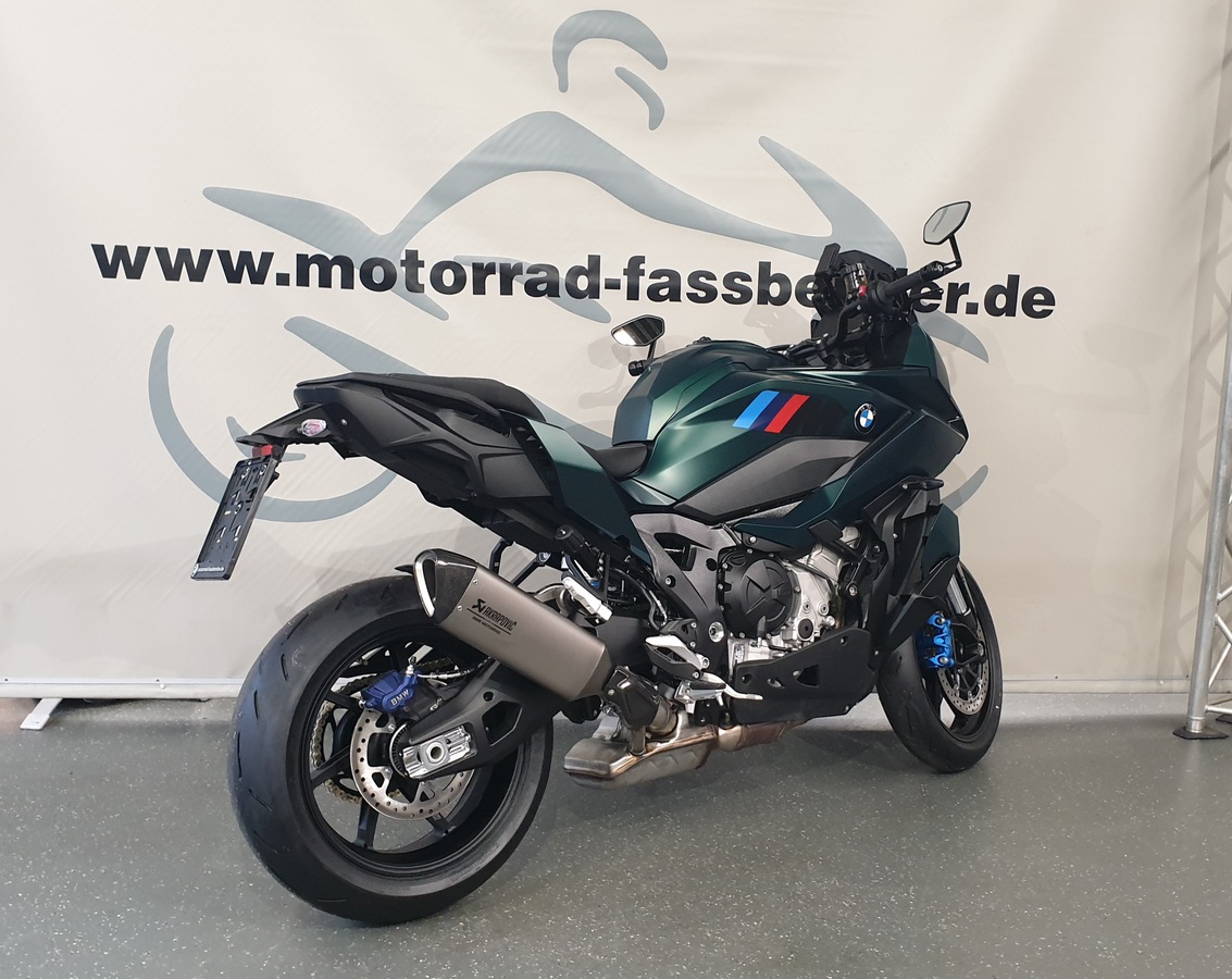 BMW M 1000 XR BMW M 1000 XR