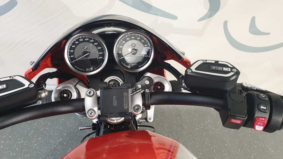 BMW R 12 nineT BMW R 12 nineT