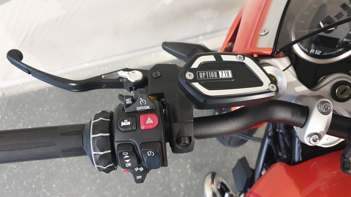 BMW R 12 nineT BMW R 12 nineT