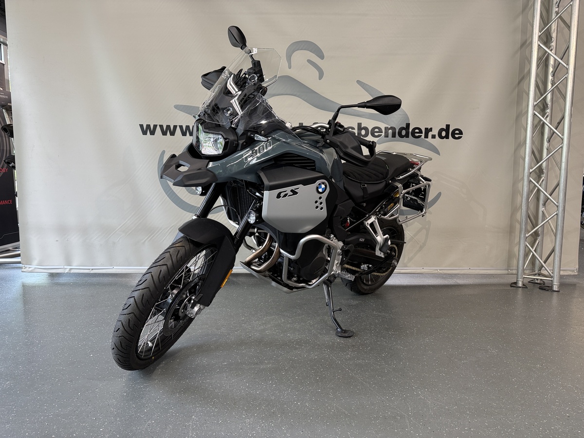 BMW F 900 GS Adventure BMW F 900 GS Adventure