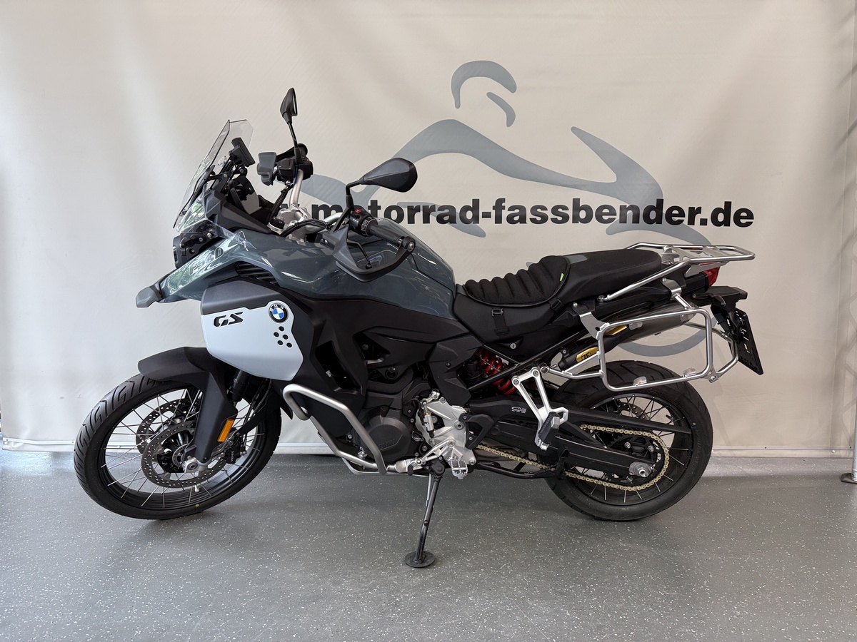 BMW F 900 GS Adventure BMW F 900 GS Adventure