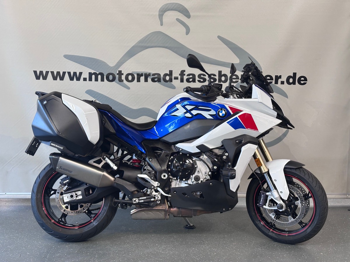 BMW S 1000 XR messerscharf und startklar