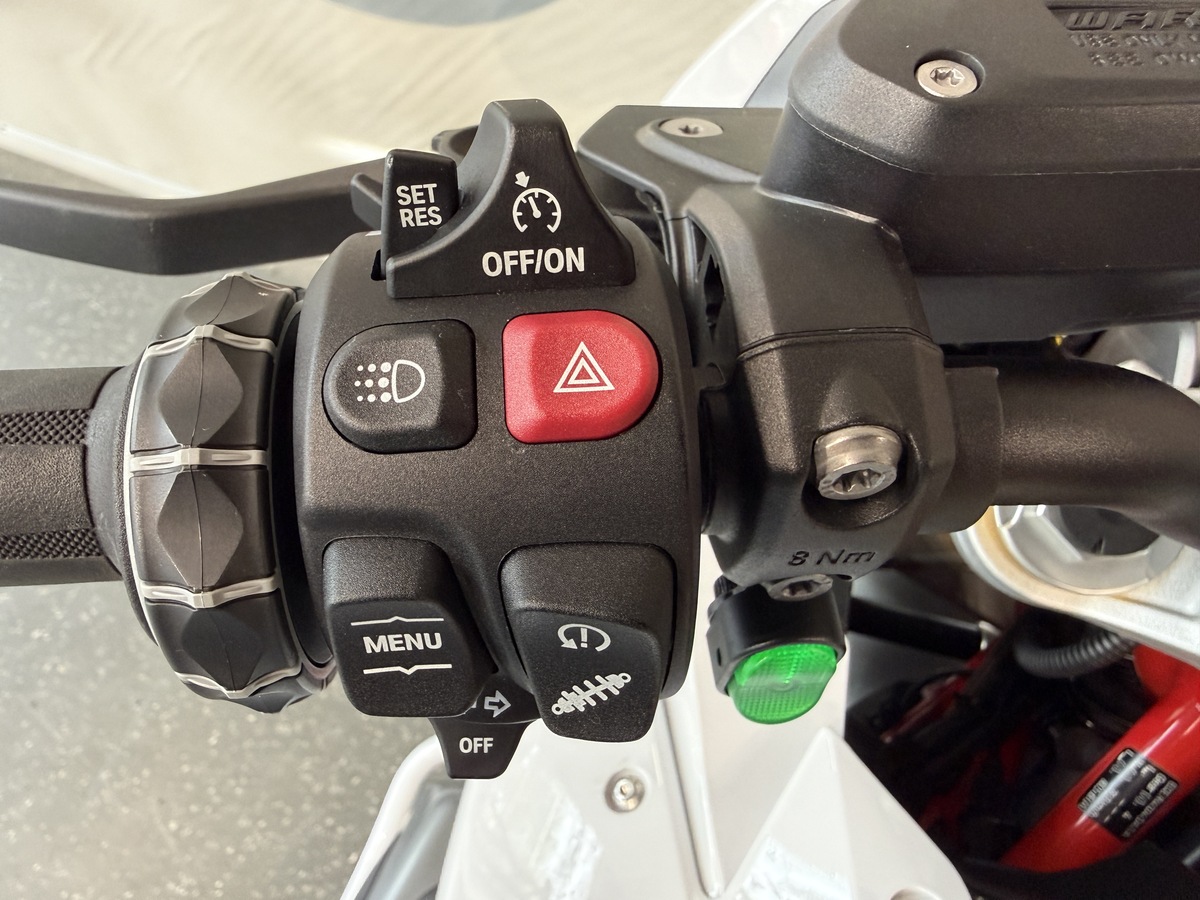 BMW R1250RS 3x Pakete, viel Zubehör, Service BMW R1250RS 3x Pakete, viel Zubehör, Service