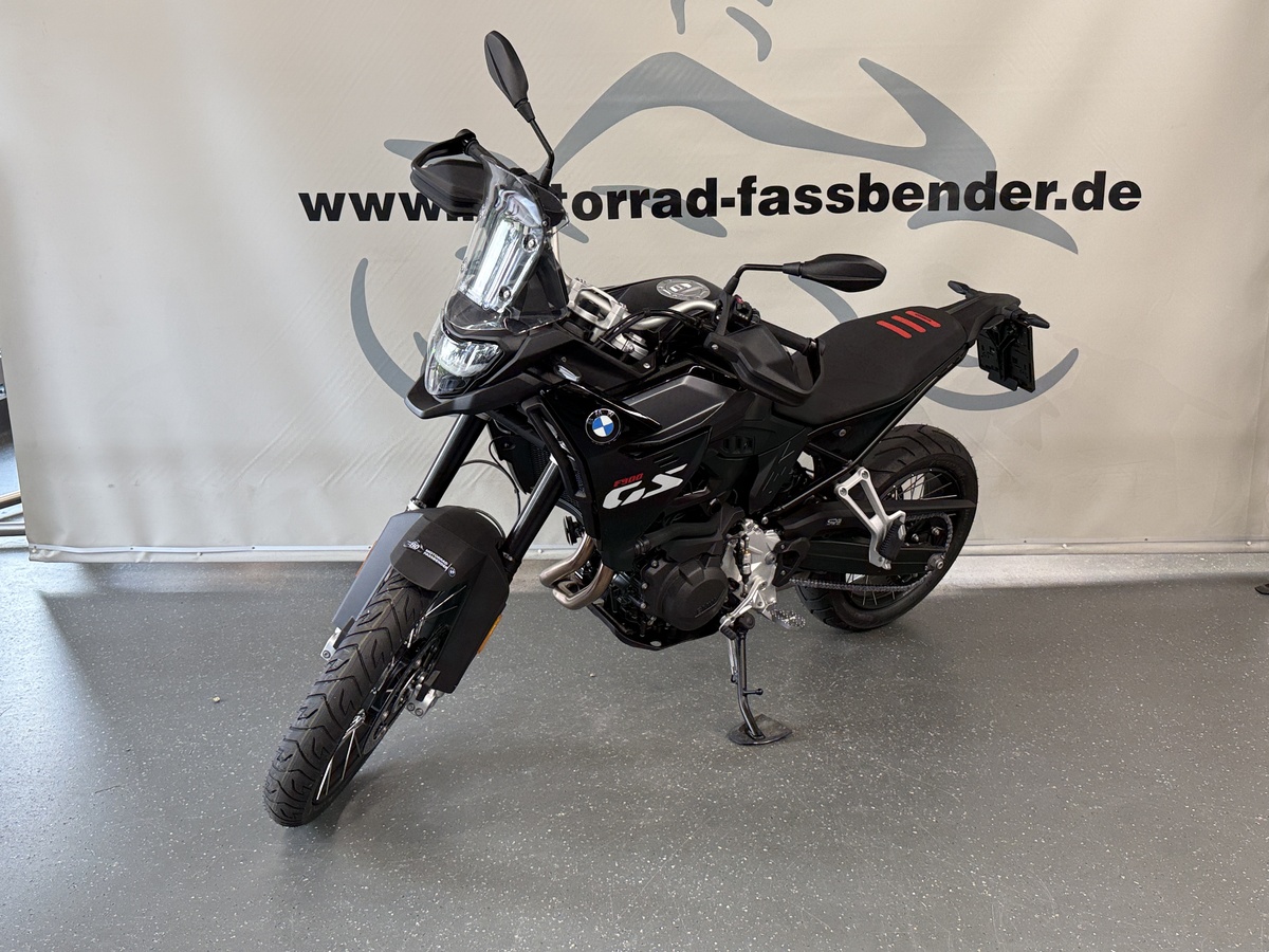 BMW F900GS verf. ab 09.11.2026, mind 1500km BMW F900GS verf. ab 09.11.2026, mind 1500km