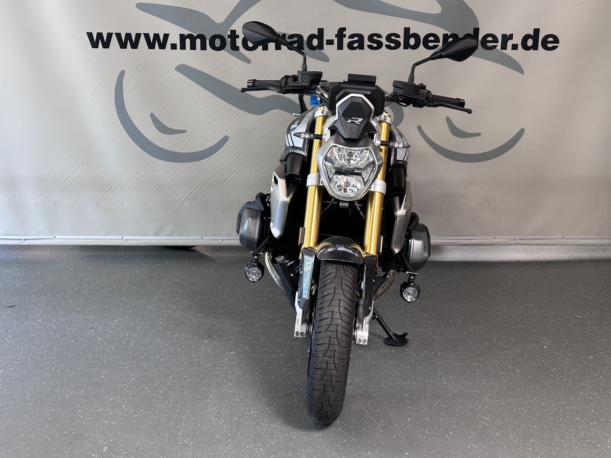 BMW R1250R 3 x Pakete BMW R1250R 3 x Pakete