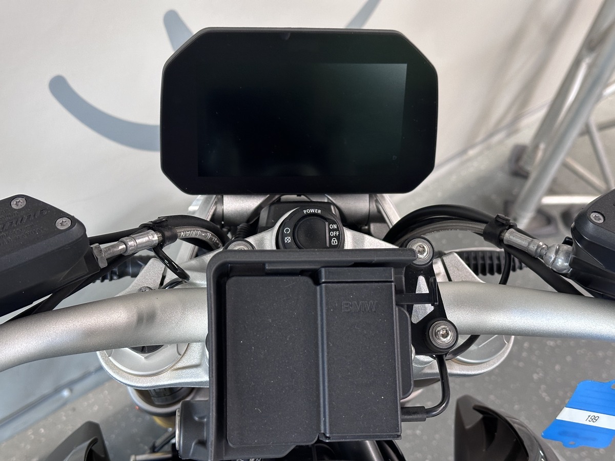 BMW R1250R 3 x Pakete BMW R1250R 3 x Pakete