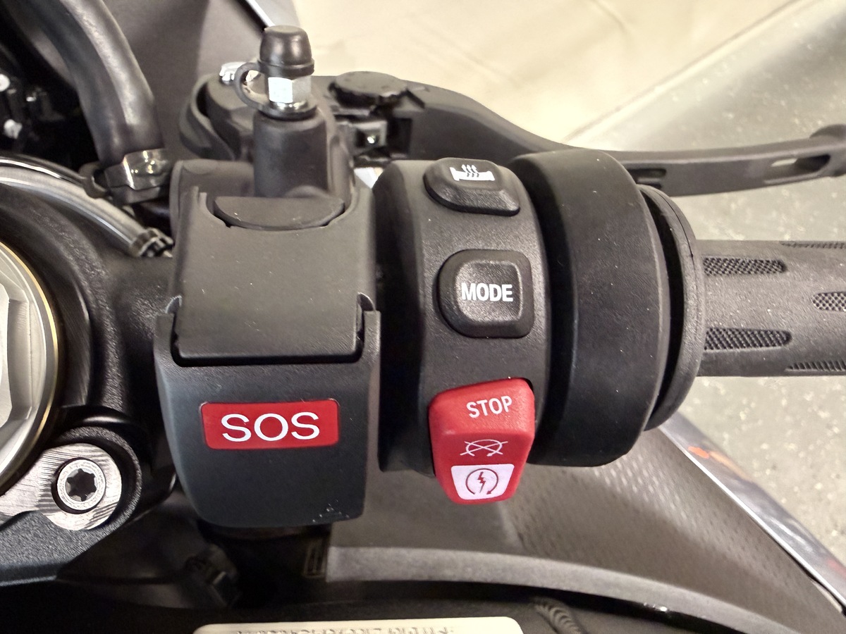 BMW S 1000 RR verf.ab 10.2026,mind. 1500km BMW S 1000 RR verf.ab 10.2026,mind. 1500km