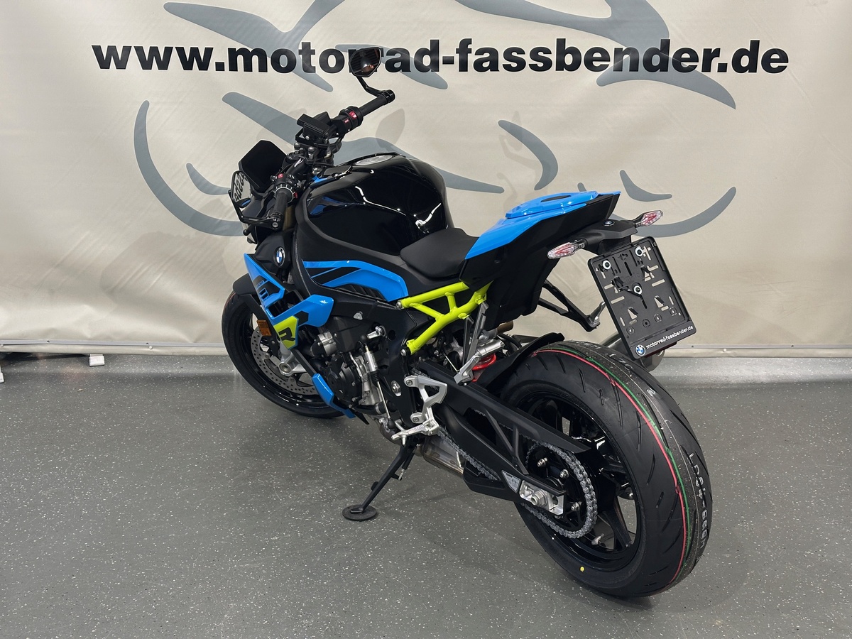 BMW S 1000 R Verf. ab dem 03.10.26, min. 1500km BMW S 1000 R Verf. ab dem 03.10.26, min. 1500km