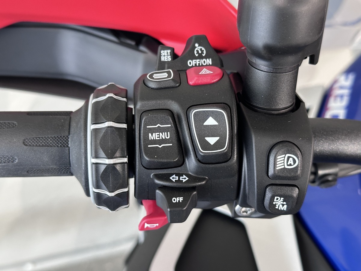 BMW R 1300 GS Adventure Volle Hütte! BMW R 1300 GS Adventure Volle Hütte!