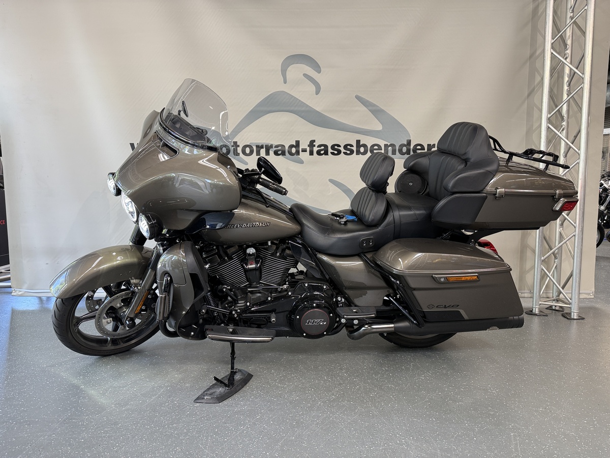 HARLEY-DAVIDSON CVO Ultra Limited FLHTKSE Dr.Jekill & Mr. Hyde HARLEY-DAVIDSON CVO Ultra Limited FLHTKSE Dr.Jekill & Mr. Hyde