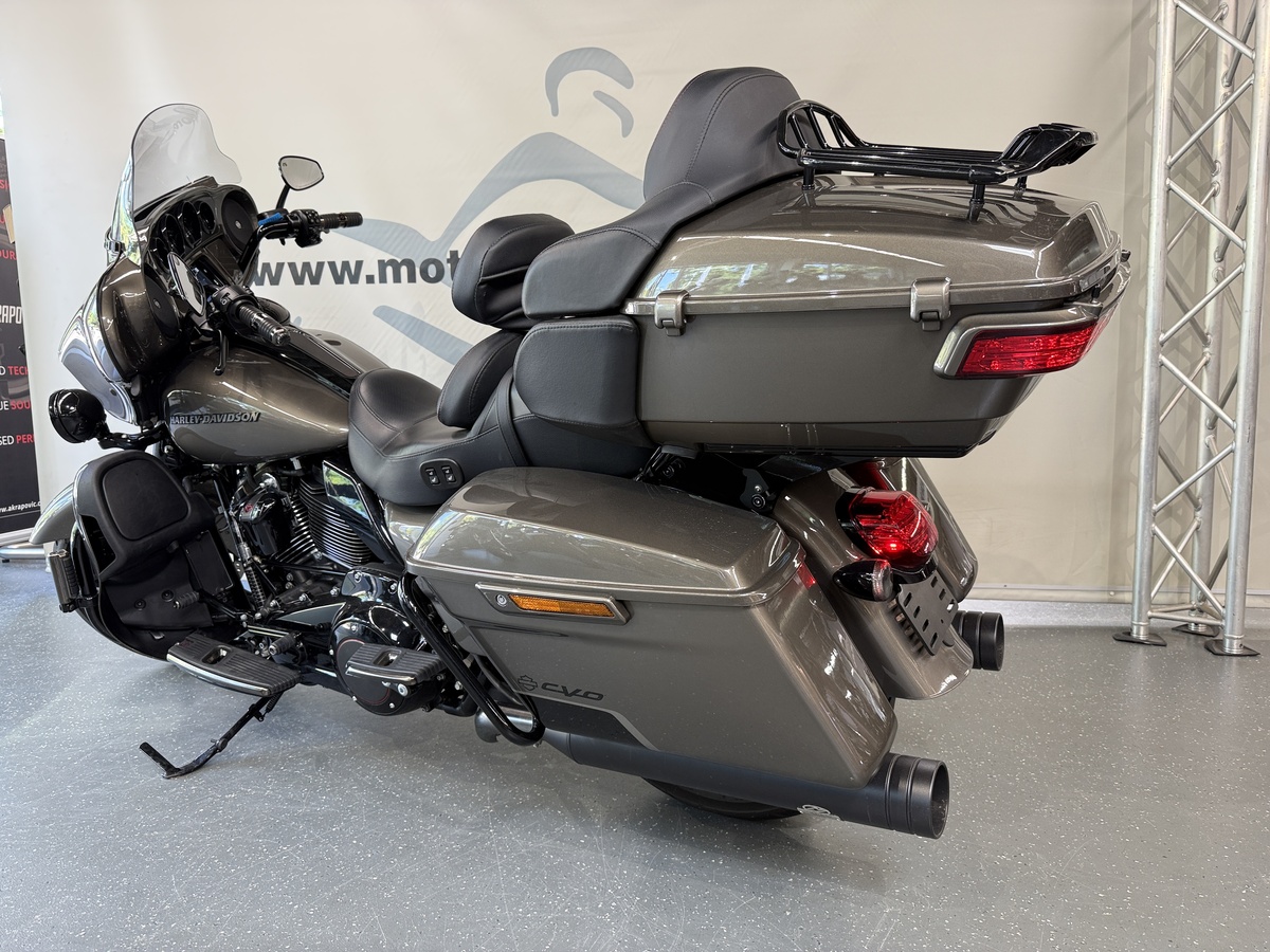 HARLEY-DAVIDSON CVO Ultra Limited FLHTKSE Dr.Jekill & Mr. Hyde HARLEY-DAVIDSON CVO Ultra Limited FLHTKSE Dr.Jekill & Mr. Hyde