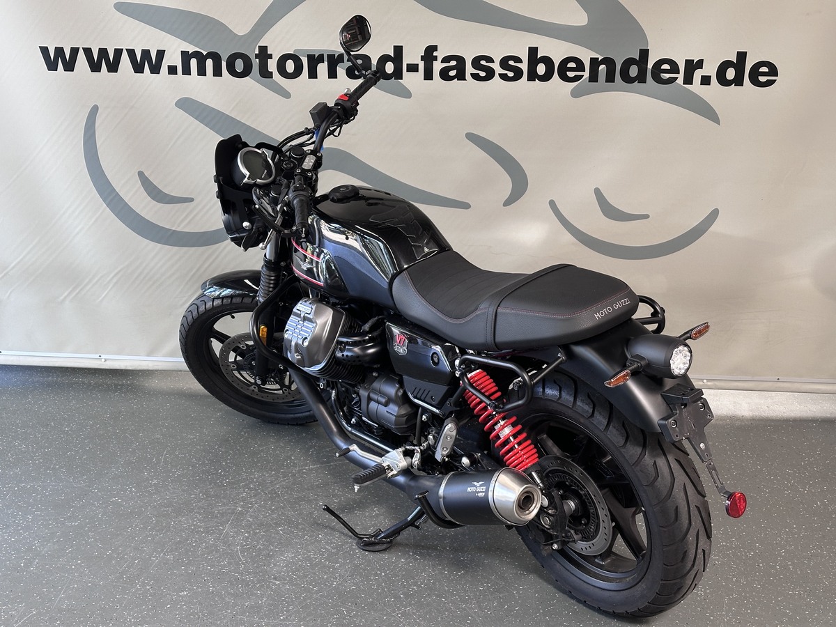MOTO GUZZI V 7 Stone Special Edition MOTO GUZZI V 7 Stone Special Edition