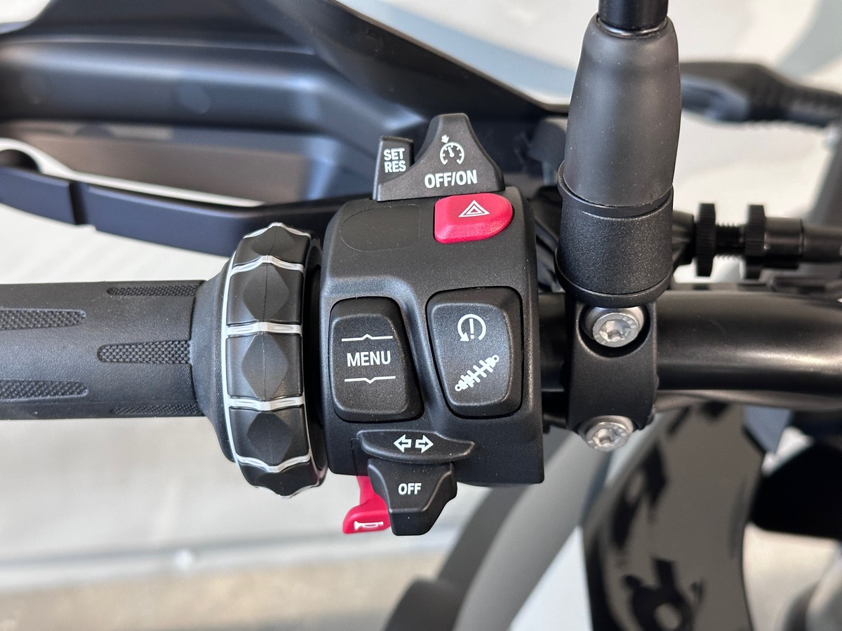BMW F 800 GS 3x Pakete, Triple Black BMW F 800 GS 3x Pakete, Triple Black