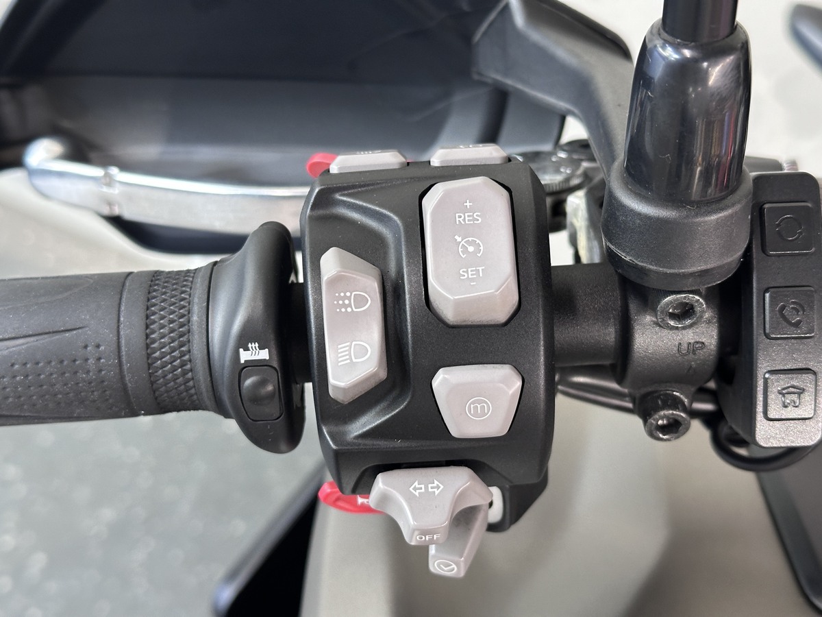 TRIUMPH Tiger 900 Rally Pro Koffer, 7 Carpuride inkl. TRIUMPH Tiger 900 Rally Pro Koffer, 7 Carpuride inkl.