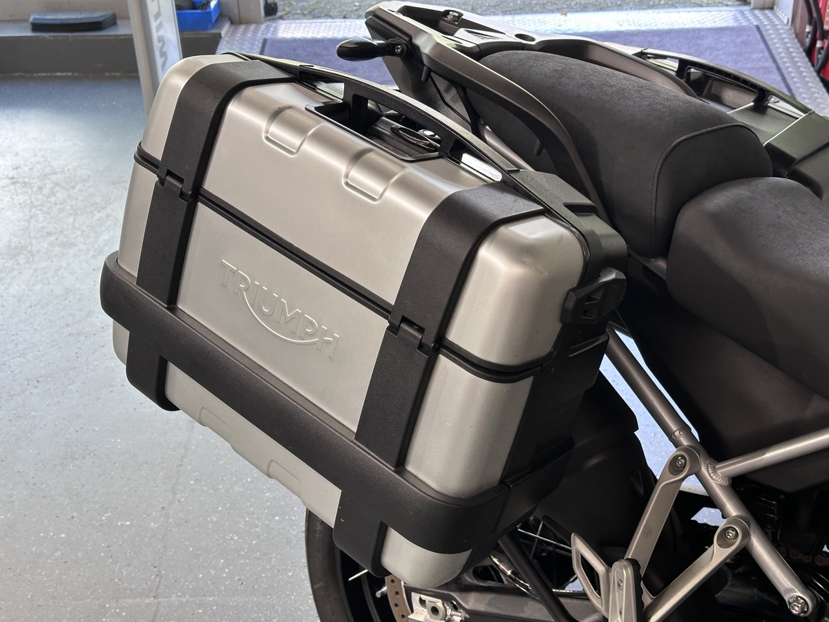 TRIUMPH Tiger 900 Rally Pro Koffer, 7 Carpuride inkl. TRIUMPH Tiger 900 Rally Pro Koffer, 7 Carpuride inkl.