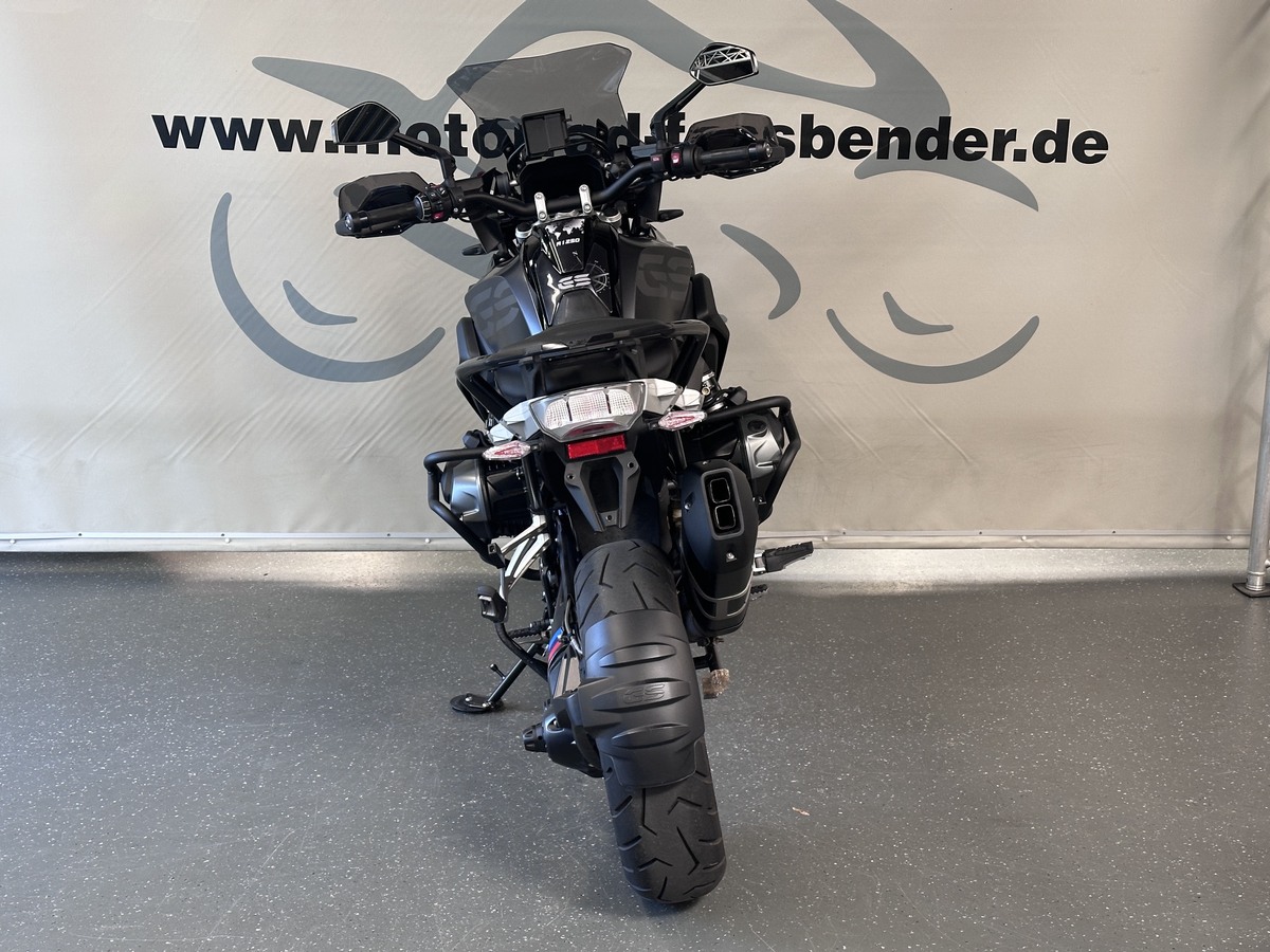 BMW R1250GS 4x Pakete, Schutzbügel, Service BMW R1250GS 4x Pakete, Schutzbügel, Service