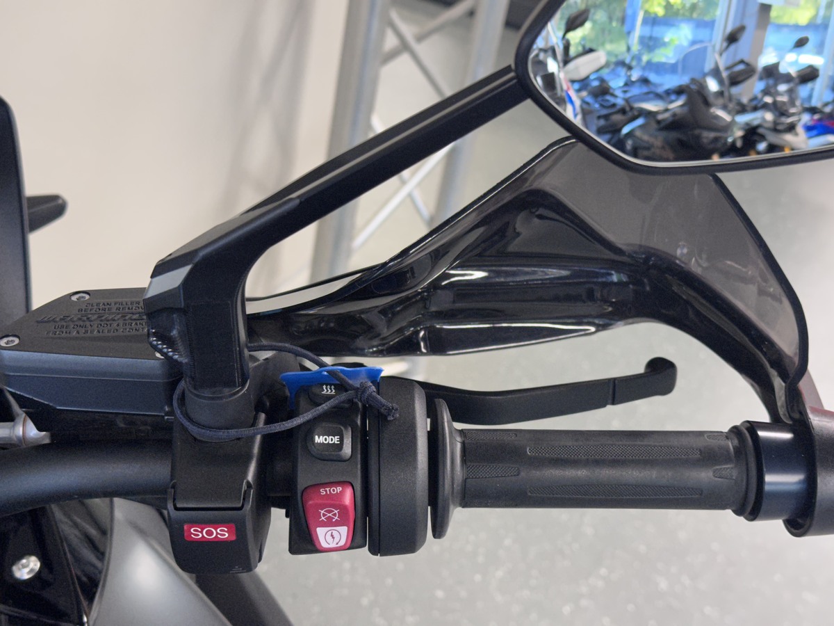 BMW R1250GS 4x Pakete, Schutzbügel, Service BMW R1250GS 4x Pakete, Schutzbügel, Service